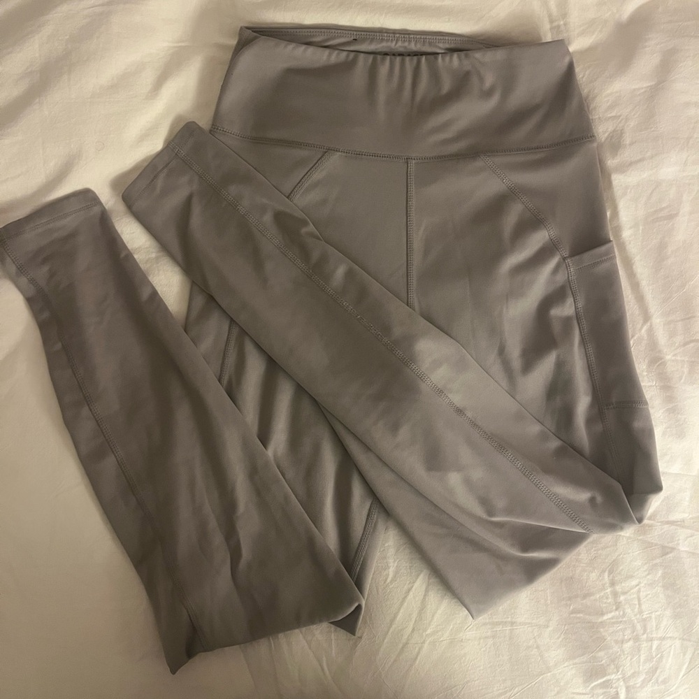 Garage Light Gray/Beige Leggings with Pockets